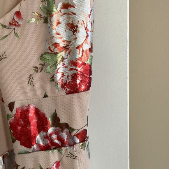 Never Worn😀 Cream with beautiful metallic floral print. open back sundress. NEW - Picture 3 of 13